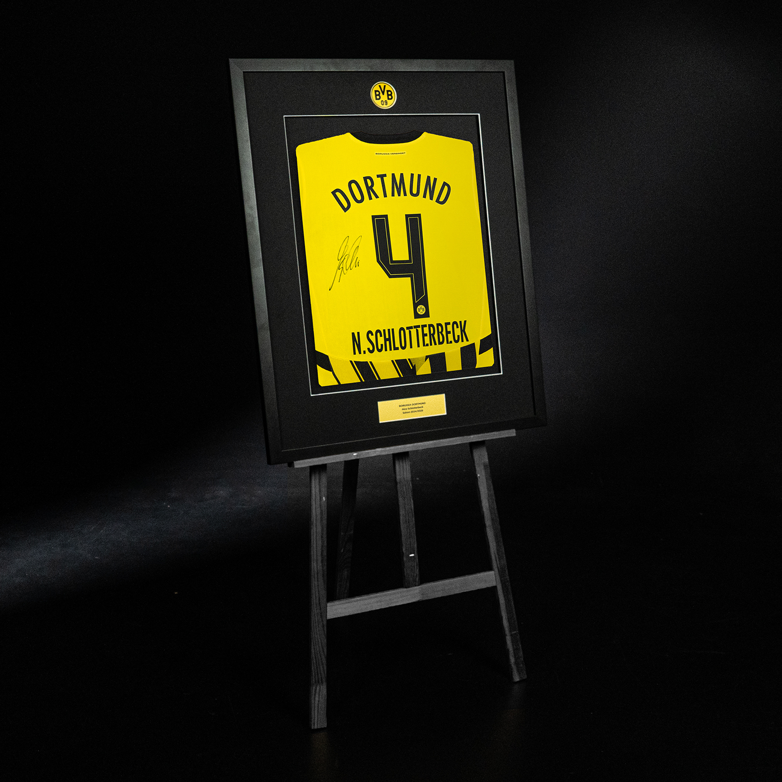 BVB ボルシア・ドルトムント　2011年優勝記念メダル ドルトムント フレーム入りジャージ シュロッターベック - ボルシア