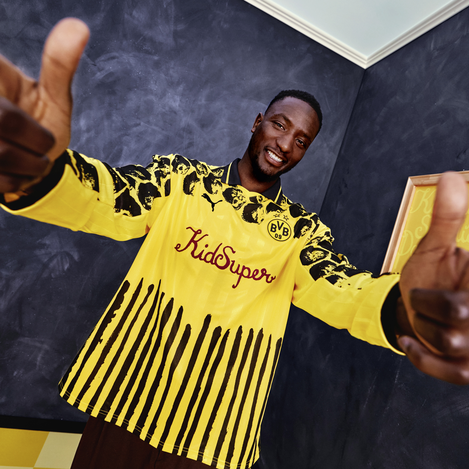 ドルトムントKidSuperレトロTシャツ長袖 - ボルシア ドルトムント