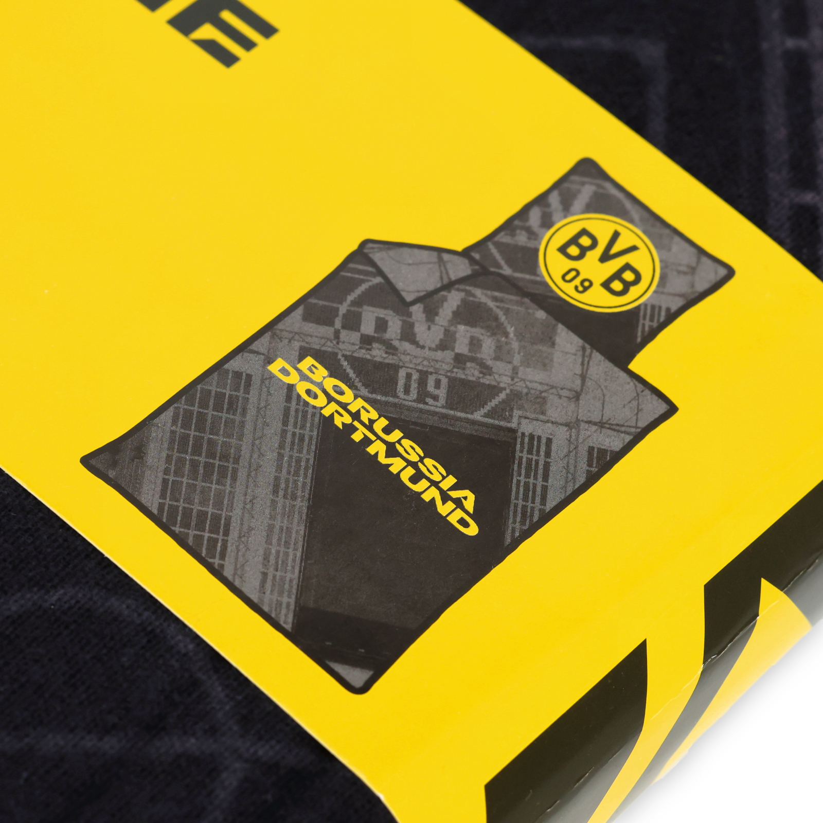 ドルトムント フランネルベッドリネン スタジアム 135 x 200 cm