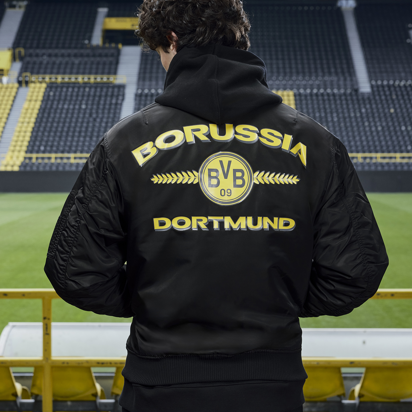 BVB x Guess Bomber Jacket - Official Borussia Dortmund Shop BVB x Guess Bomber Jacket - Official Borussia Dortmund Shop