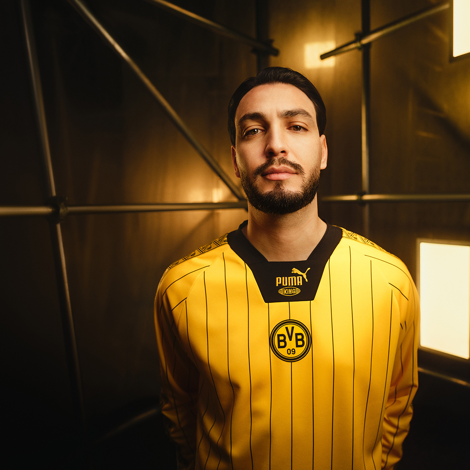 BVB KING Longsleeve 26-27gelb - ボルシア ドルトムント オンライン