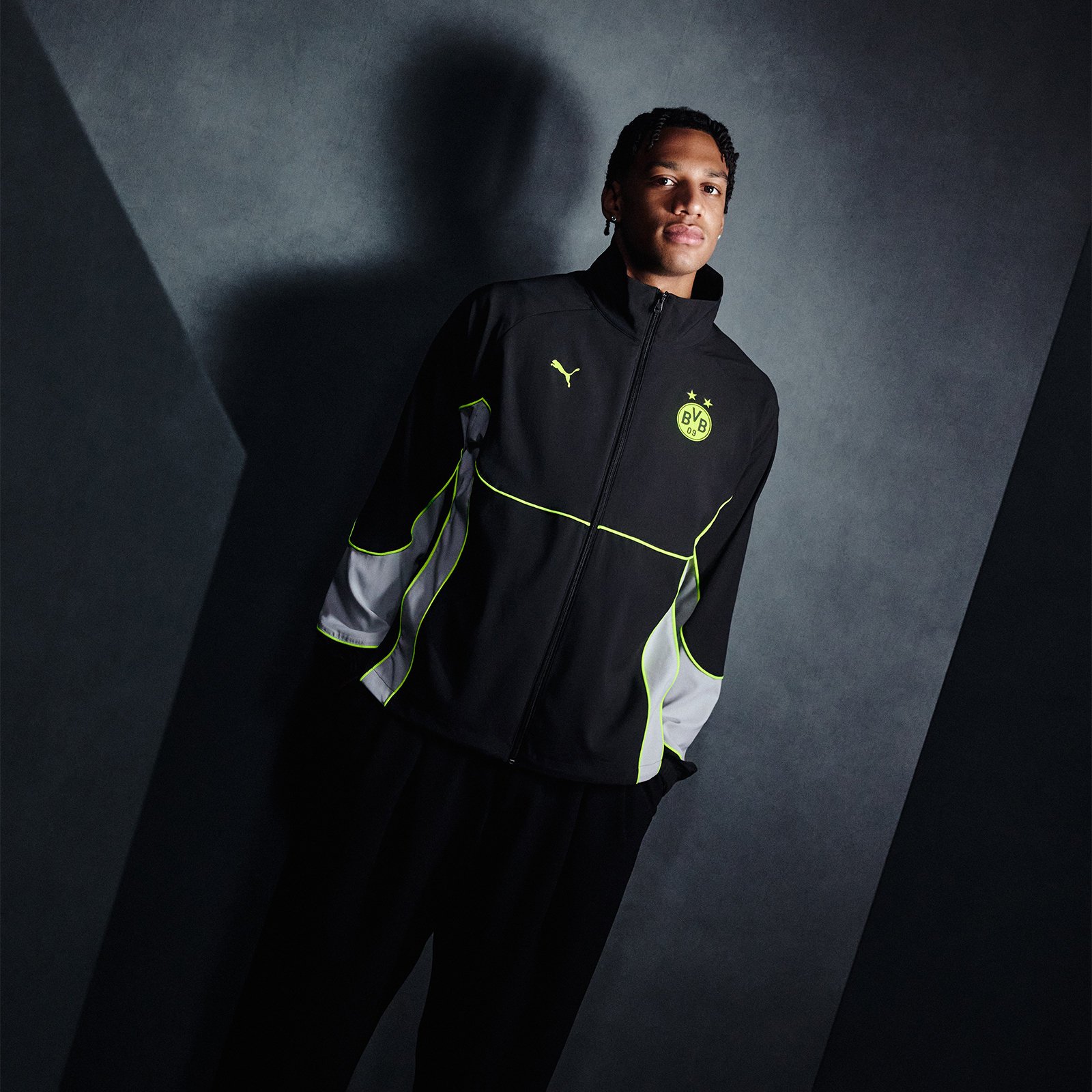 BVB Puma Tech-Xトラックジャケット26-27schw. - ボルシア